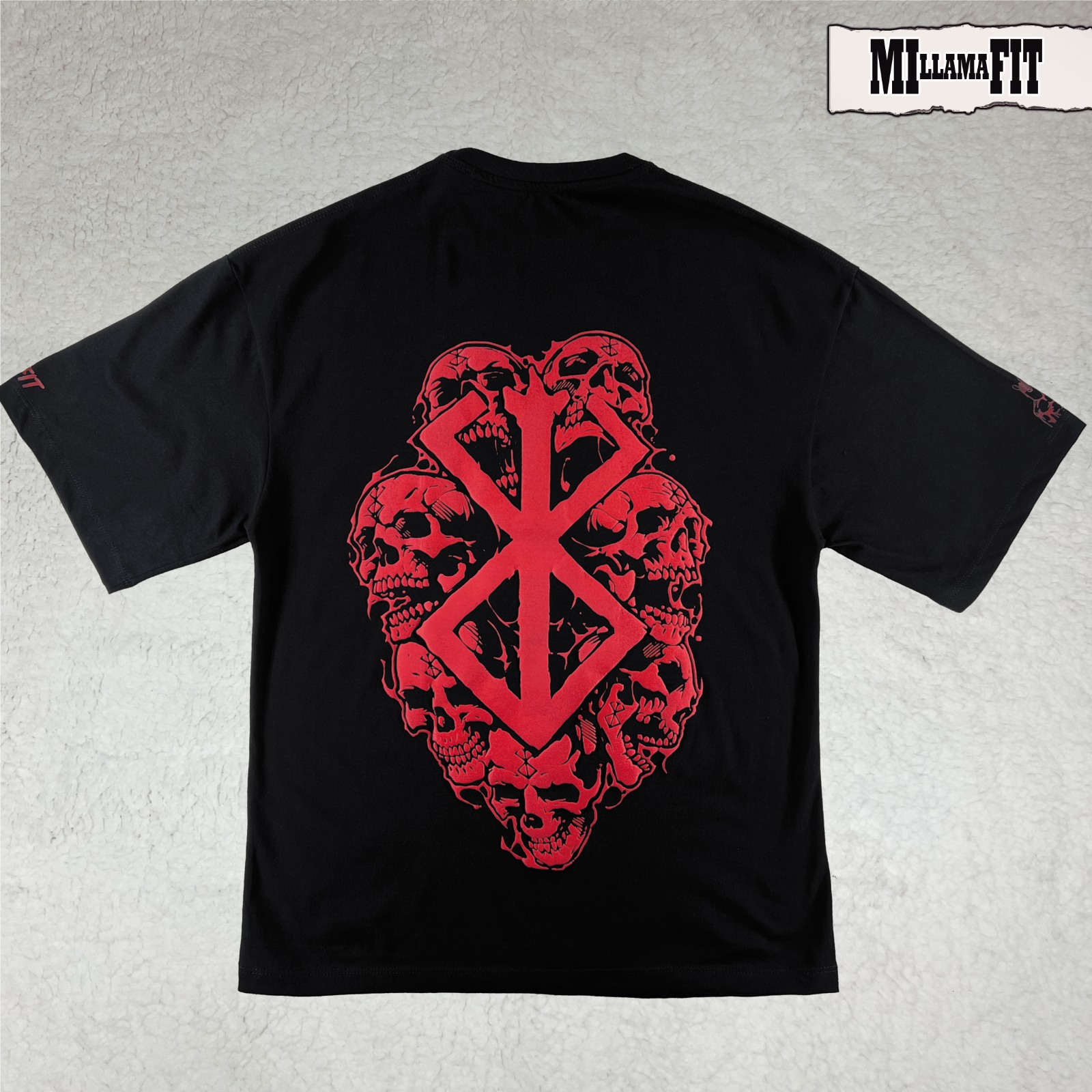 POLERA OVERSIZE BERSERK mod.1