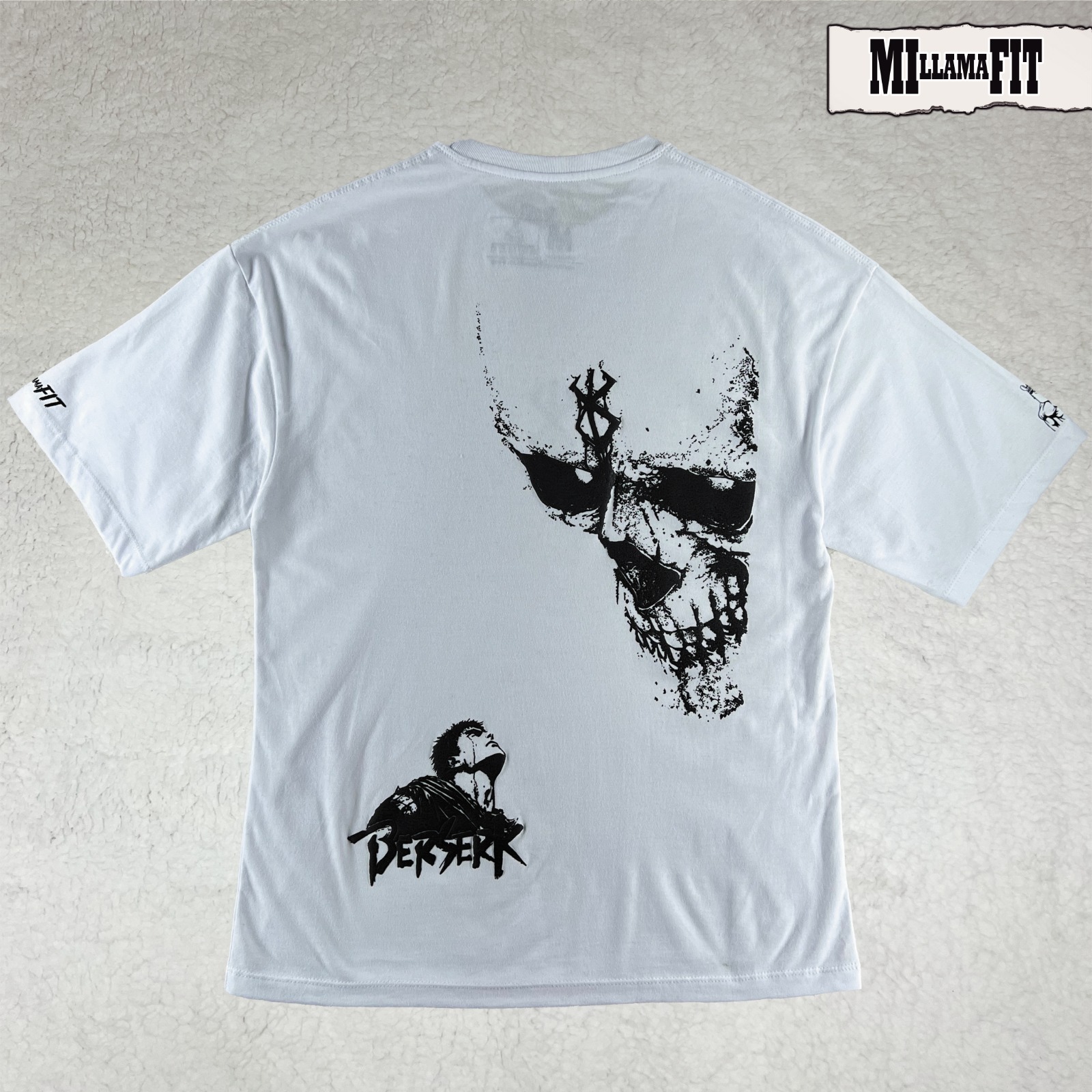 POLERA OVERSIZE BERSERK mod.2